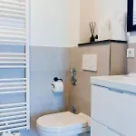 Apartamento Strandnahe & Hochwertige Ferienunterkunft, Mit Gartenzugang, Parkplatz Und Fahrradunterstellplatz Scharbeutz