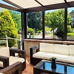 Strandnahe & Hochwertige Ferienunterkunft, Mit Gartenzugang, Parkplatz Und Fahrradunterstellplatz *