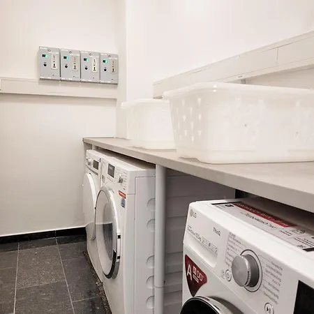 아파트 Strandnahe & Hochwertige Ferienunterkunft, Mit Gartenzugang, Parkplatz Und Fahrradunterstellplatz 샬베우츠