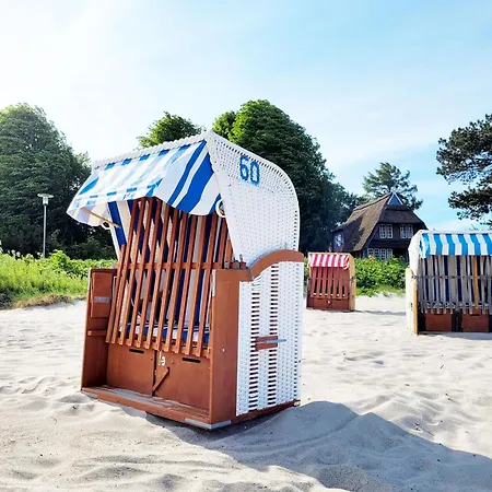 Strandnahe & Hochwertige Ferienunterkunft, Mit Gartenzugang, Parkplatz Und Fahrradunterstellplatz 아파트 *